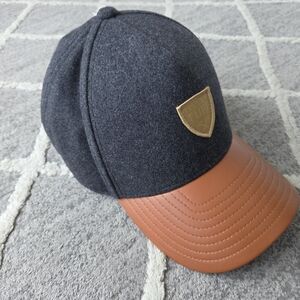 Tilley Tuff Gray Wool Cap with Brown Leather-like Brim NWOT